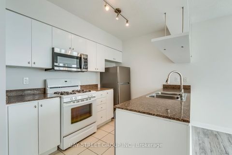 Photo 11 at 3912 - 35 Mariner Terrace, Waterfront Communities C1, Toronto