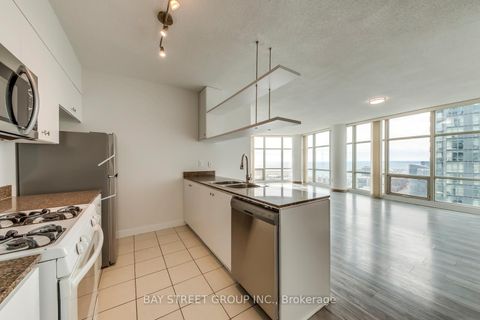 Photo 14 at 3912 - 35 Mariner Terrace, Waterfront Communities C1, Toronto