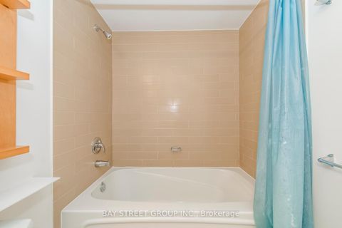 Photo 36 at 3912 - 35 Mariner Terrace, Waterfront Communities C1, Toronto