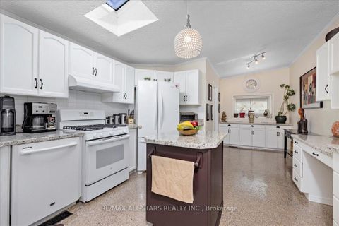 Photo 5 at 26576 Park Road, Sutton & Jackson's Point, Georgina