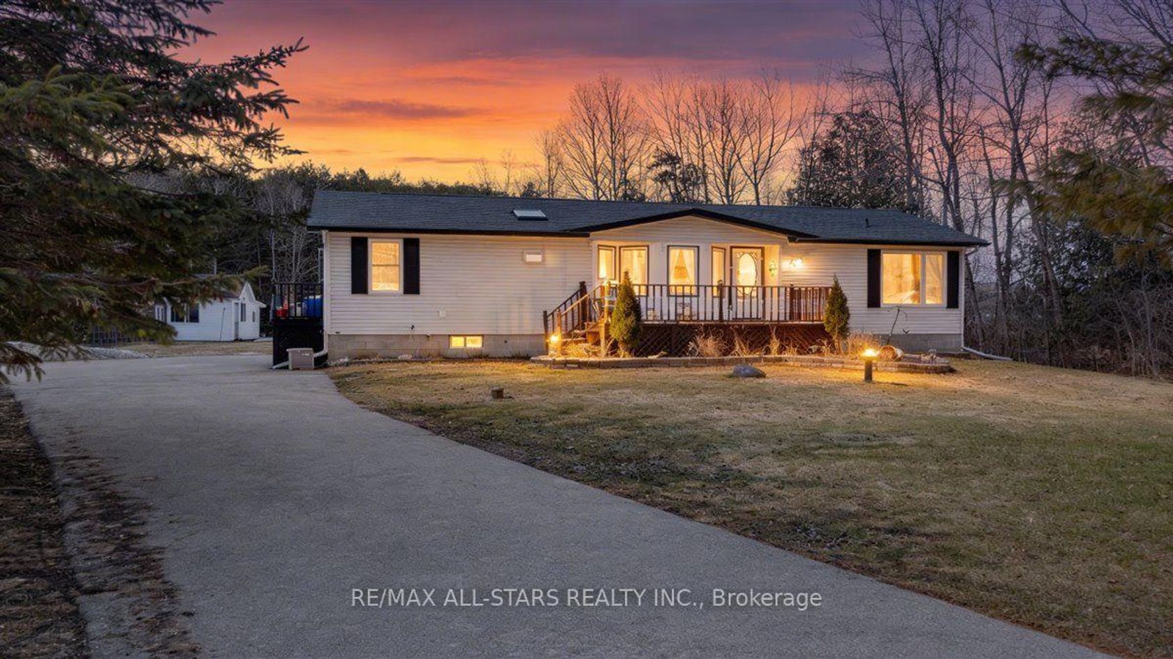 26576 Park Road, Sutton & Jackson