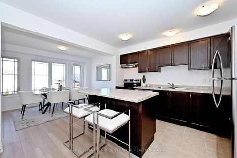 Photo 5 at 123 Frank's Way, Allandale Heights, Barrie