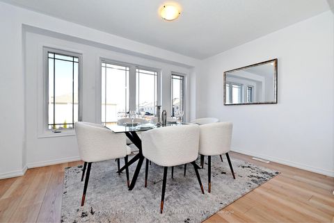 Photo 12 at 123 Frank's Way, Allandale Heights, Barrie