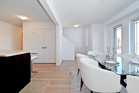 Photo 14 at 123 Frank's Way, Allandale Heights, Barrie