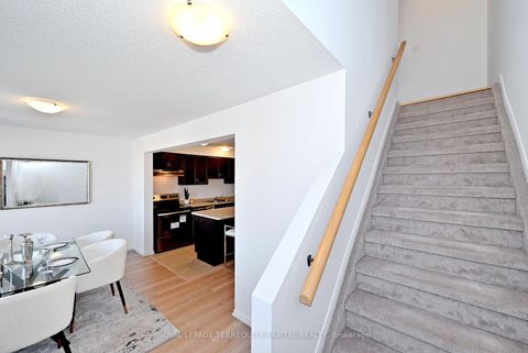 Photo 21 at 123 Frank's Way, Allandale Heights, Barrie