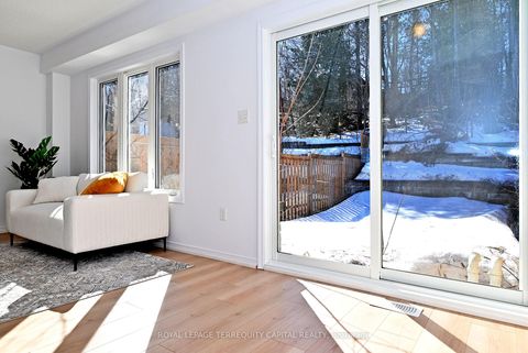 Photo 36 at 123 Frank's Way, Allandale Heights, Barrie