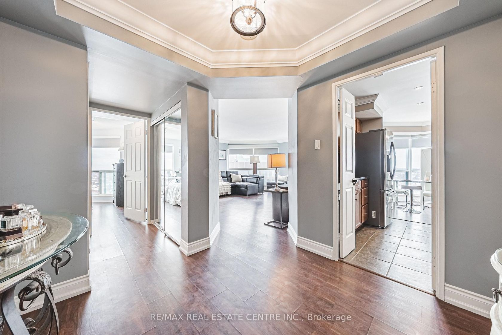 PH1904 - 2155 Burnhamthorpe Road W, Erin Mills, Mississauga by Loree Meneguzzi Real Estate PH1904 - 2155 Burnhamthorpe Road W, Erin Mills, Mississauga