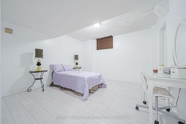 Photo 40 at 27 Suncrest Drive, Brampton West, Brampton