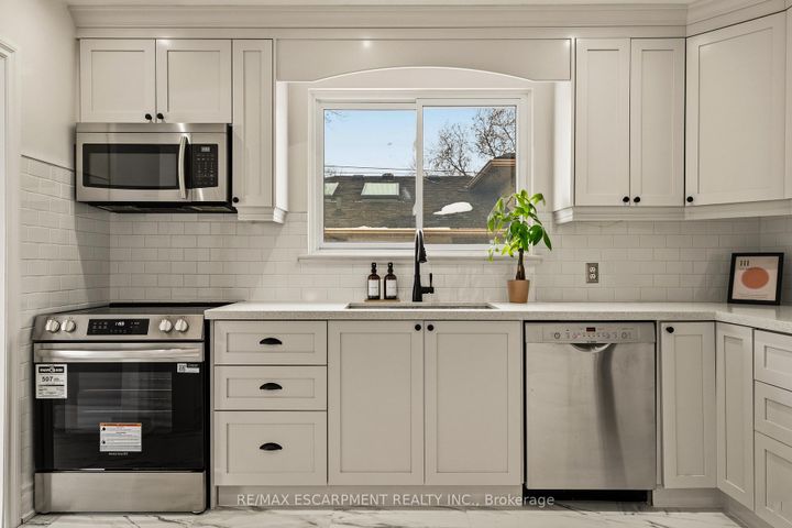 Photo 20 at 777 Hillcrest Road, West Shore, Pickering