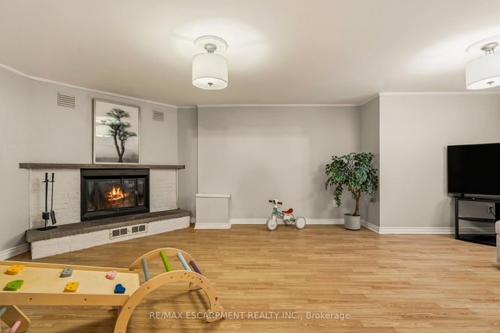 Photo 27 at 777 Hillcrest Road, West Shore, Pickering