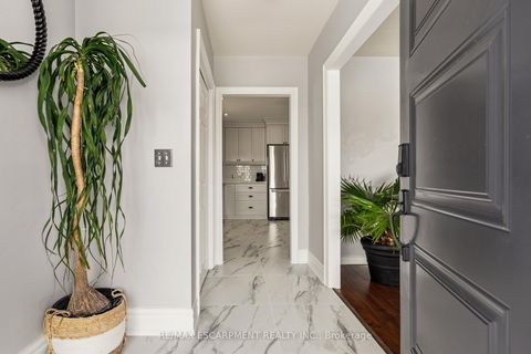 Photo 13 at 777 Hillcrest Road, West Shore, Pickering