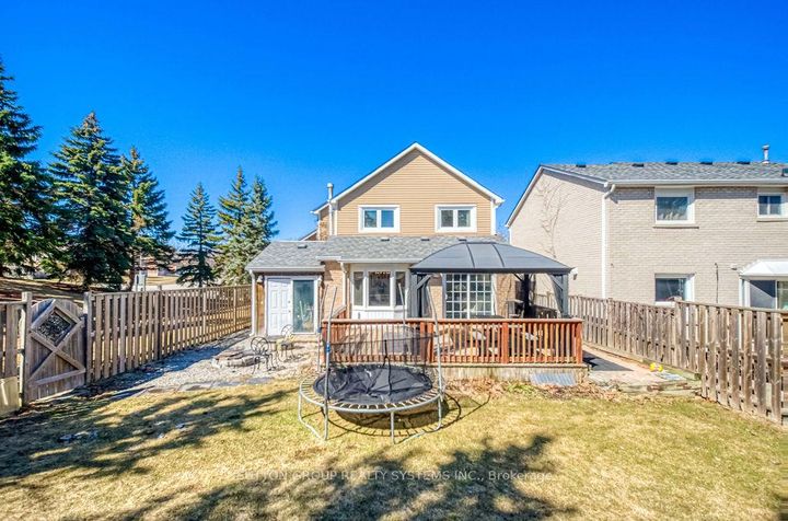 Photo 35 at 7205 Danton Promenade, Meadowvale, Mississauga