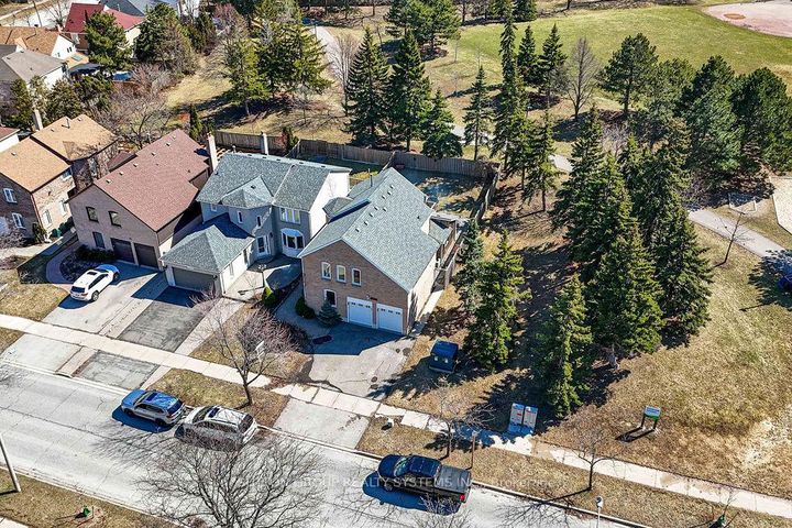 Photo 36 at 7205 Danton Promenade, Meadowvale, Mississauga