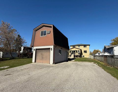 Photo 1 at 1063 WOOD Street, Rural Innisfil, Innisfil