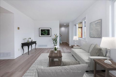 Photo 9 at 1063 WOOD Street, Rural Innisfil, Innisfil