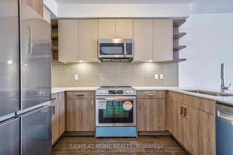 Photo 7 at 80 Green Gardens Boulevard, Lawrence, Toronto