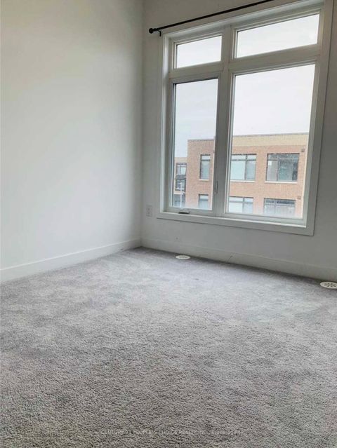 Photo 9 at 10 Tauton Street, Vaughan Grove, Vaughan