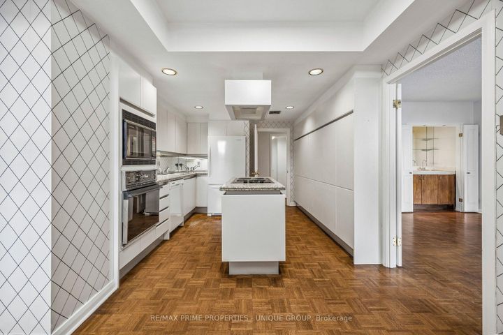 Photo 19 at 805 - 55 Prince Arthur Avenue, Annex, Toronto