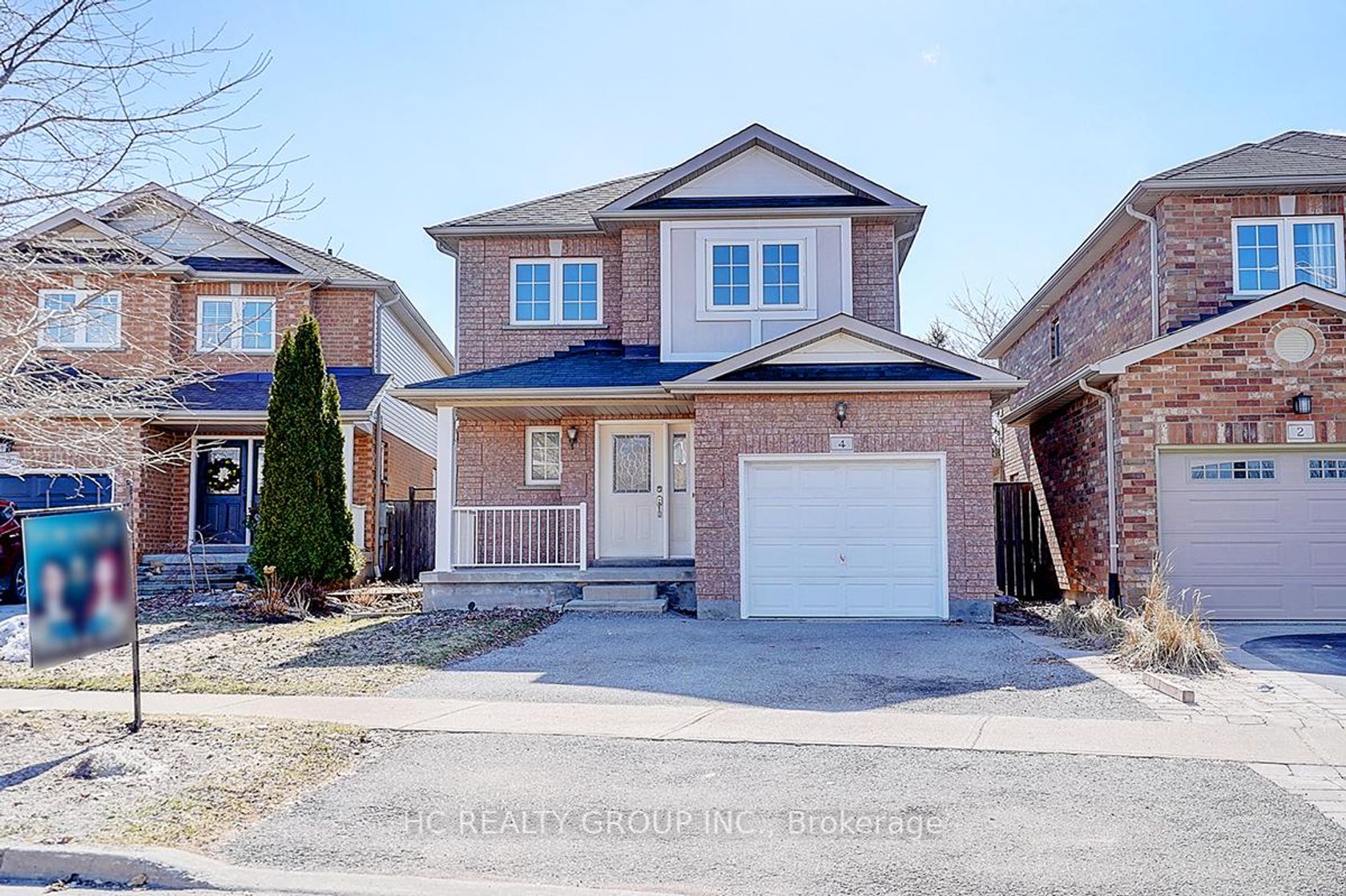 4 Daley Avenue, Bowmanville, Clarington 