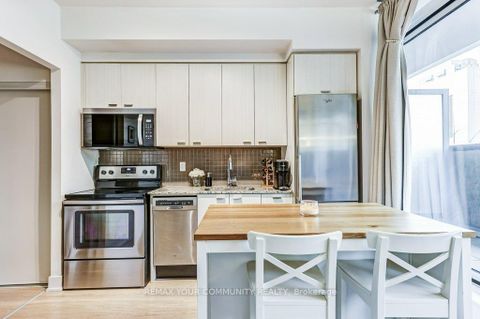 Photo 14 at 210 - 88 Sheppard Avenue E, Willowdale East, Toronto