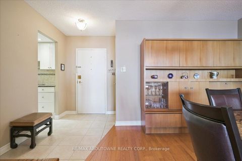 Photo 4 at 1801 - 299 Mill Road, Markland Wood, Toronto