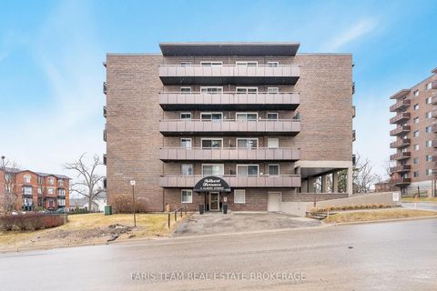 Photo 2 at 48 - 2 Albert Street, North Shore, Barrie