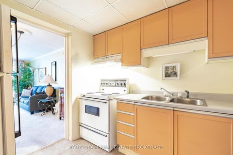 Photo 8 at 48 - 2 Albert Street, North Shore, Barrie