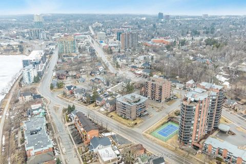 Photo 32 at 48 - 2 Albert Street, North Shore, Barrie