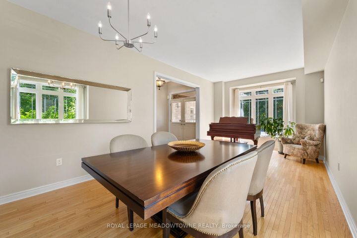 Photo 6 at 9 Black Bear Trail, Bram West, Brampton