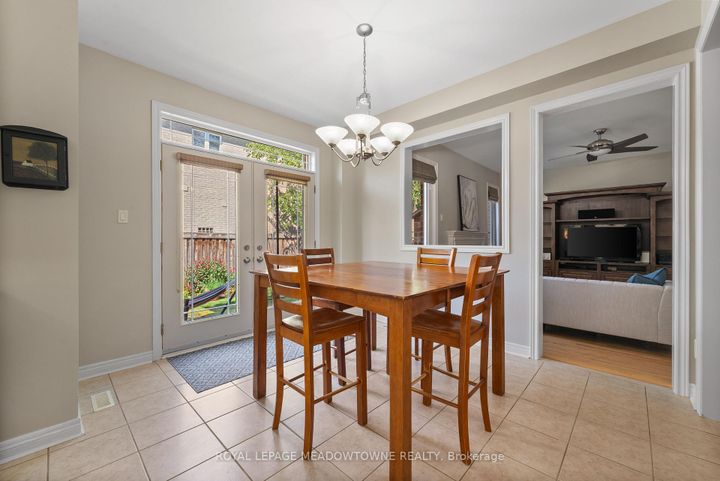 Photo 12 at 9 Black Bear Trail, Bram West, Brampton