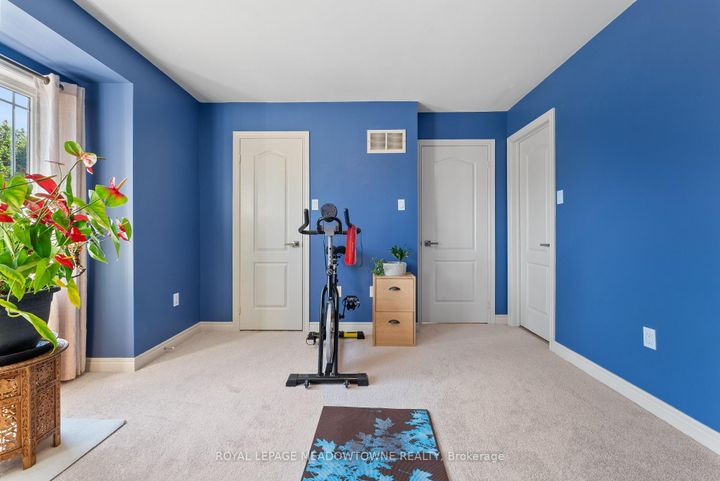 Photo 24 at 9 Black Bear Trail, Bram West, Brampton