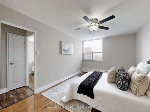 Photo 9 at 702 - 551 The West Mall, Etobicoke West Mall, Toronto