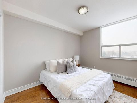 Photo 11 at 702 - 551 The West Mall, Etobicoke West Mall, Toronto