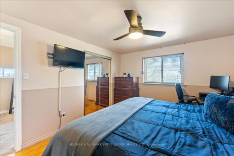 Photo 13 at 398 Dean Avenue, Central, Oshawa