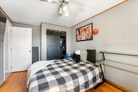 Photo 14 at 398 Dean Avenue, Central, Oshawa