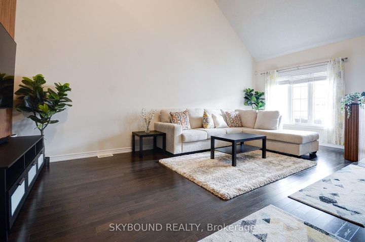 Photo 3 at 30 - 11 Alamode Road, Wellington, Brampton