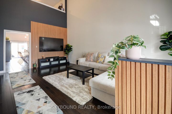 Photo 4 at 30 - 11 Alamode Road, Wellington, Brampton