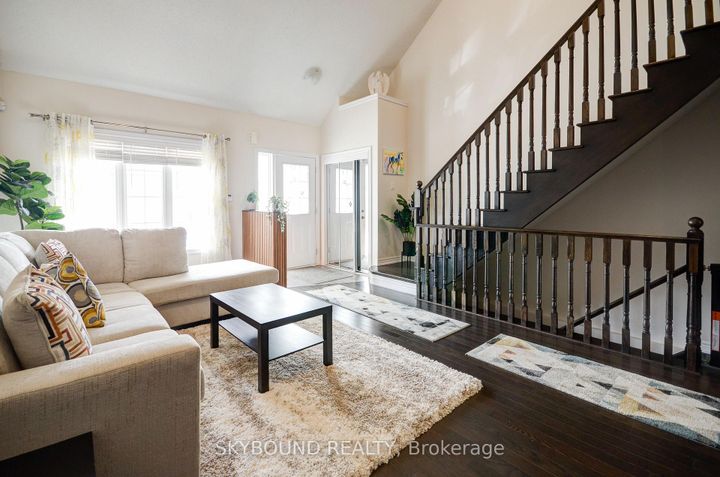 Photo 5 at 30 - 11 Alamode Road, Wellington, Brampton