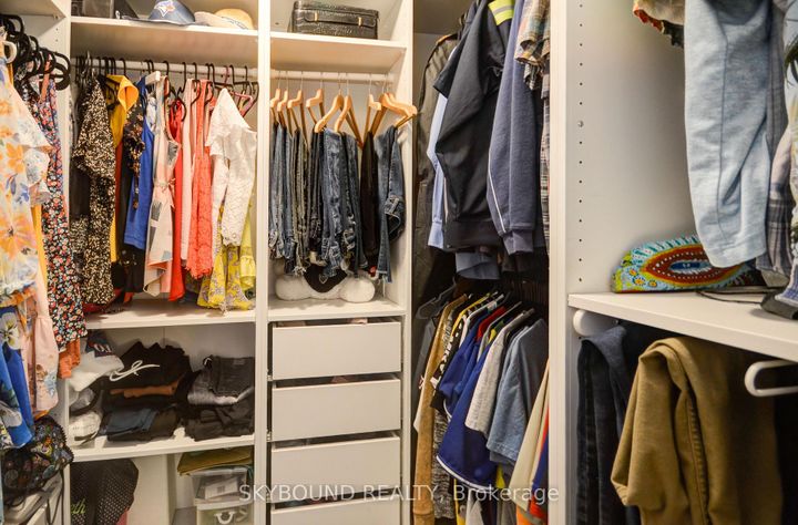 Photo 14 at 30 - 11 Alamode Road, Wellington, Brampton