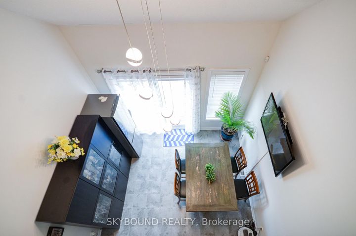 Photo 27 at 30 - 11 Alamode Road, Wellington, Brampton