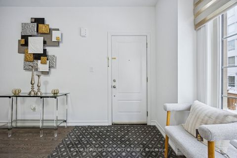 Photo 6 at Th27 - 39 Drewry Avenue, Newtonbrook West, Toronto