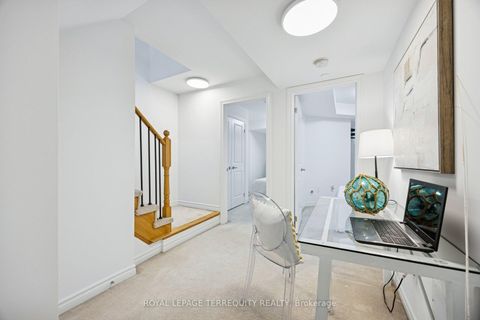 Photo 25 at Th27 - 39 Drewry Avenue, Newtonbrook West, Toronto