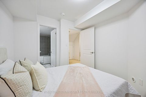 Photo 36 at Th27 - 39 Drewry Avenue, Newtonbrook West, Toronto