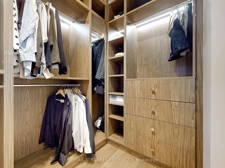 Photo 10 at 18 Teasel Way, Unionville, Markham