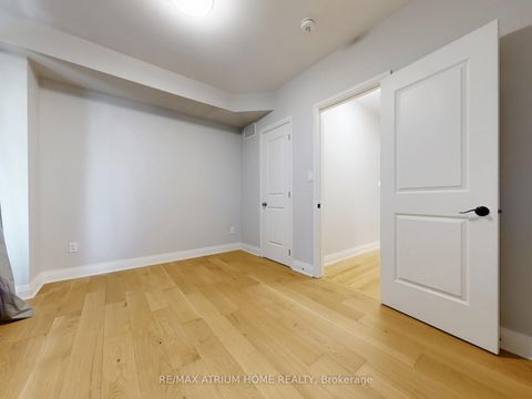 Photo 14 at 18 Teasel Way, Unionville, Markham