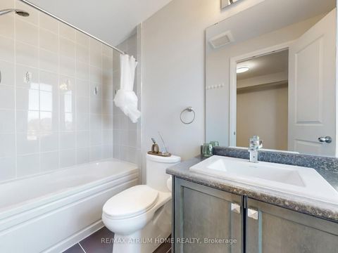 Photo 20 at 18 Teasel Way, Unionville, Markham