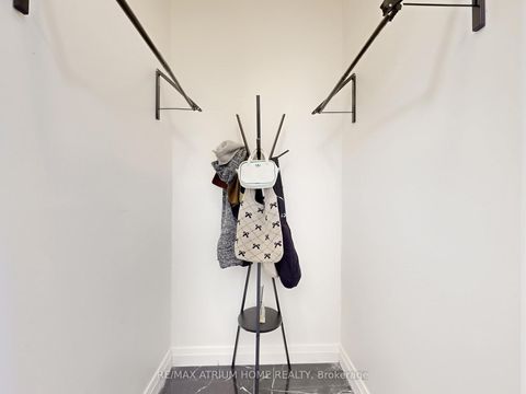 Photo 22 at 18 Teasel Way, Unionville, Markham