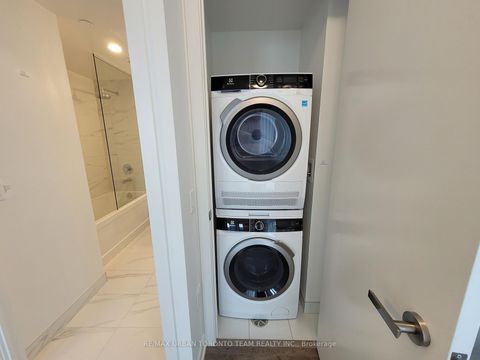 Photo 12 at 3808 - 55 Cooper Street, Waterfront Communities C8, Toronto