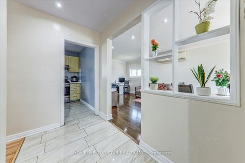 Photo 7 at 40 Lombardy Crescent, Kennedy Park, Toronto