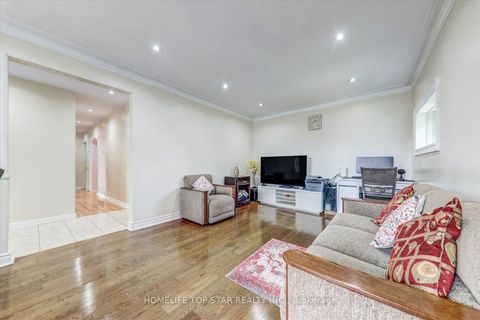 Photo 10 at 40 Lombardy Crescent, Kennedy Park, Toronto